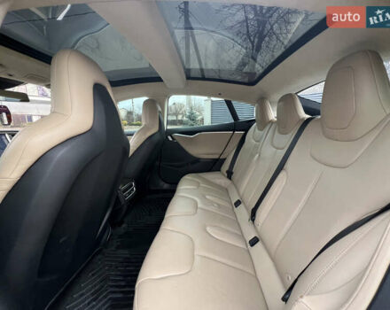 Червоний Тесла Модель С, об'ємом двигуна 0 л та пробігом 155 тис. км за 13500 $, фото 63 на Automoto.ua