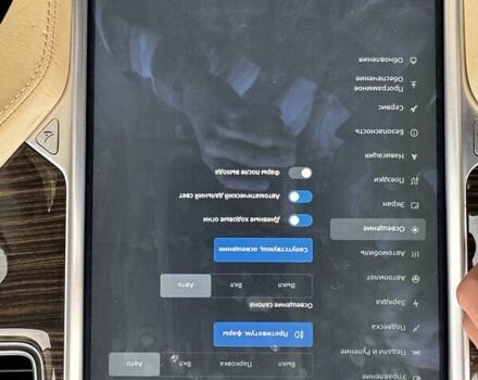 Красный Тесла Модель С, объемом двигателя 0 л и пробегом 88 тыс. км за 15900 $, фото 24 на Automoto.ua