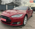Червоний Тесла Модель С, об'ємом двигуна 0 л та пробігом 155 тис. км за 13500 $, фото 36 на Automoto.ua