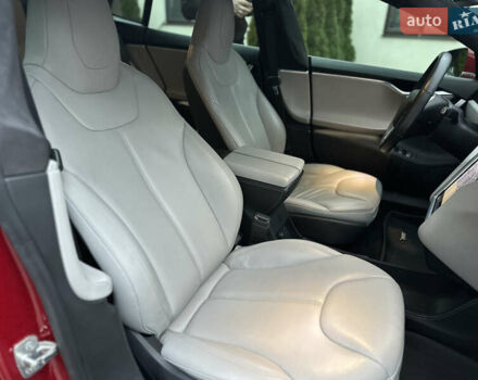 Червоний Тесла Модель С, об'ємом двигуна 0 л та пробігом 160 тис. км за 15900 $, фото 21 на Automoto.ua
