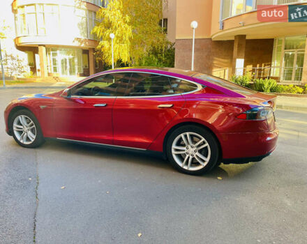 Червоний Тесла Модель С, об'ємом двигуна 0 л та пробігом 80 тис. км за 12800 $, фото 14 на Automoto.ua