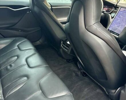 Червоний Тесла Модель С, об'ємом двигуна 0 л та пробігом 150 тис. км за 14850 $, фото 11 на Automoto.ua