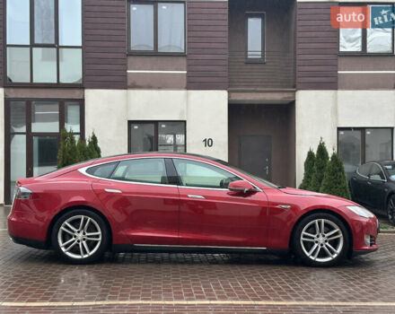 Красный Тесла Модель С, объемом двигателя 0 л и пробегом 188 тыс. км за 15300 $, фото 4 на Automoto.ua