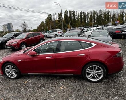 Красный Тесла Модель С, объемом двигателя 0 л и пробегом 88 тыс. км за 15900 $, фото 6 на Automoto.ua