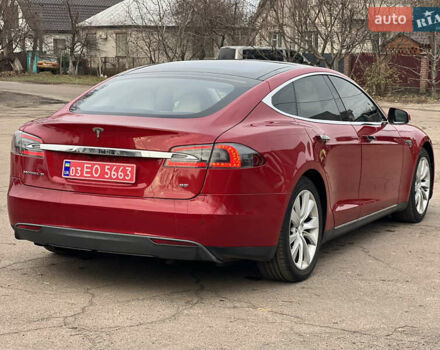 Червоний Тесла Модель С, об'ємом двигуна 0 л та пробігом 155 тис. км за 13500 $, фото 31 на Automoto.ua