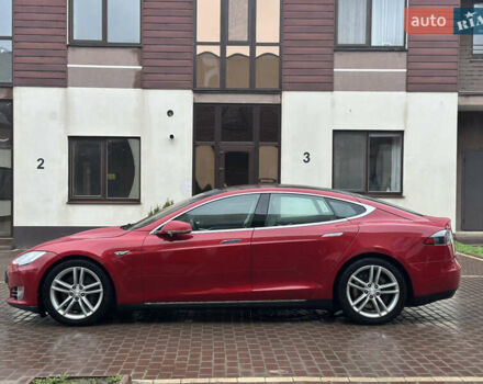 Красный Тесла Модель С, объемом двигателя 0 л и пробегом 188 тыс. км за 15300 $, фото 12 на Automoto.ua
