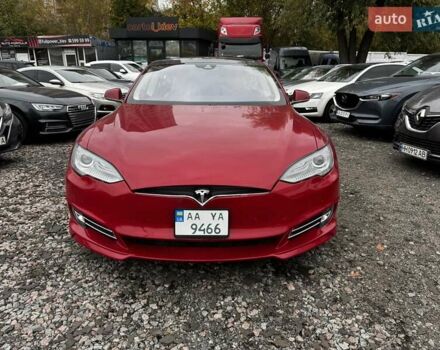 Красный Тесла Модель С, объемом двигателя 0 л и пробегом 88 тыс. км за 15900 $, фото 1 на Automoto.ua