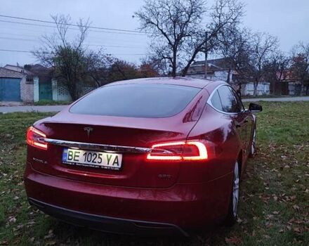 Красный Тесла Модель С, объемом двигателя 0 л и пробегом 274 тыс. км за 14900 $, фото 3 на Automoto.ua