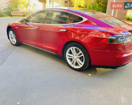 Червоний Тесла Модель С, об'ємом двигуна 0 л та пробігом 80 тис. км за 12800 $, фото 13 на Automoto.ua