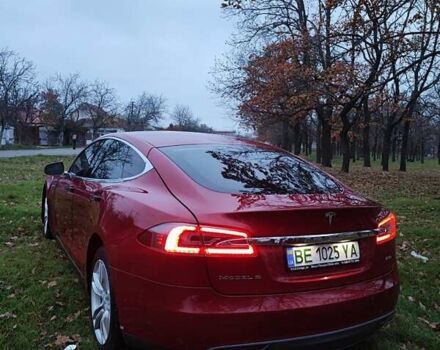 Красный Тесла Модель С, объемом двигателя 0 л и пробегом 274 тыс. км за 14900 $, фото 1 на Automoto.ua