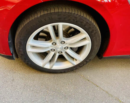 Червоний Тесла Модель С, об'ємом двигуна 0 л та пробігом 80 тис. км за 12800 $, фото 18 на Automoto.ua