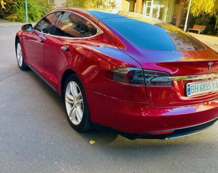 Червоний Тесла Модель С, об'ємом двигуна 0 л та пробігом 80 тис. км за 12800 $, фото 12 на Automoto.ua