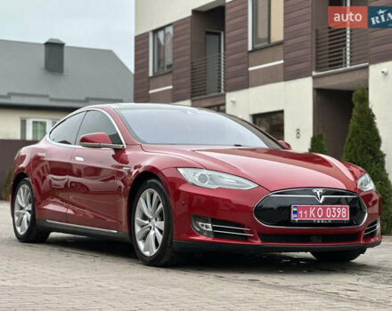 Червоний Тесла Модель С, об'ємом двигуна 0 л та пробігом 160 тис. км за 15900 $, фото 6 на Automoto.ua