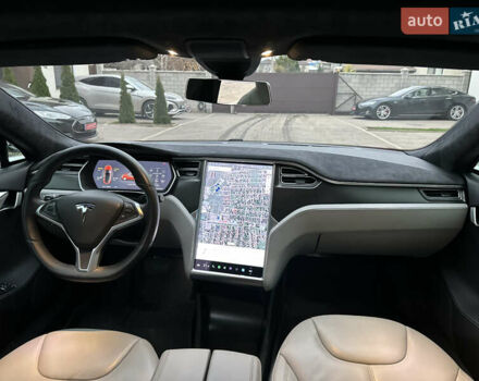 Червоний Тесла Модель С, об'ємом двигуна 0 л та пробігом 160 тис. км за 15900 $, фото 18 на Automoto.ua