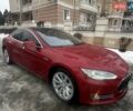 Красный Тесла Модель С, объемом двигателя 0 л и пробегом 166 тыс. км за 14000 $, фото 1 на Automoto.ua