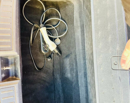 Червоний Тесла Модель С, об'ємом двигуна 0 л та пробігом 80 тис. км за 12800 $, фото 27 на Automoto.ua