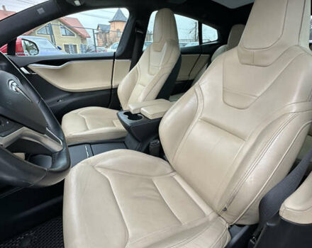 Красный Тесла Модель С, объемом двигателя 0 л и пробегом 198 тыс. км за 16500 $, фото 19 на Automoto.ua