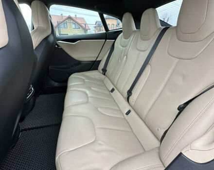 Красный Тесла Модель С, объемом двигателя 0 л и пробегом 198 тыс. км за 16500 $, фото 25 на Automoto.ua
