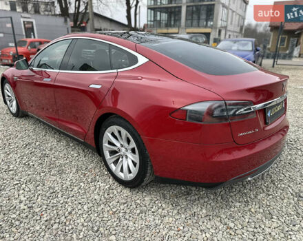 Красный Тесла Модель С, объемом двигателя 0 л и пробегом 198 тыс. км за 16500 $, фото 9 на Automoto.ua