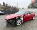 Красный Тесла Модель С, объемом двигателя 0 л и пробегом 157 тыс. км за 9800 $, фото 1 на Automoto.ua
