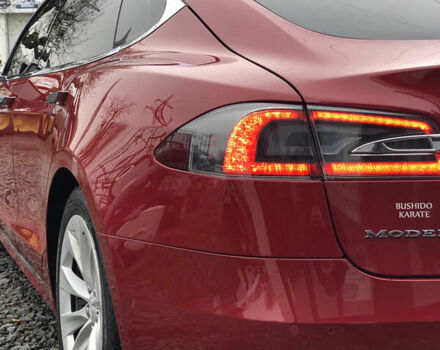 Червоний Тесла Модель С, об'ємом двигуна 0 л та пробігом 160 тис. км за 16900 $, фото 11 на Automoto.ua