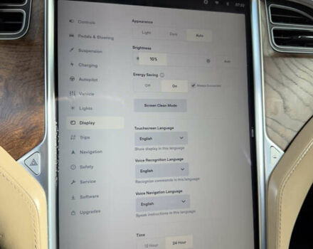 Тесла Модель С 2016 у Белой Церкве на Automoto.ua Червоний Тесла Модель С, об'ємом двигуна 0 л та пробігом 135 тис. км за 17900 $, фото 15 на Automoto.ua