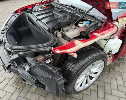 Красный Тесла Модель С, объемом двигателя 0 л и пробегом 157 тыс. км за 9800 $, фото 15 на Automoto.ua