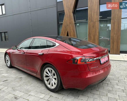 Красный Тесла Модель С, объемом двигателя 0 л и пробегом 227 тыс. км за 14300 $, фото 10 на Automoto.ua