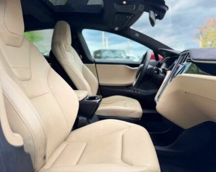 Червоний Тесла Модель С, об'ємом двигуна 0 л та пробігом 76 тис. км за 7800 $, фото 8 на Automoto.ua