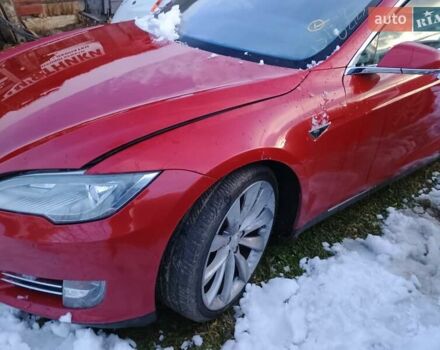Красный Тесла Модель С, объемом двигателя 0 л и пробегом 237 тыс. км за 13500 $, фото 23 на Automoto.ua