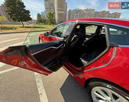 Червоний Тесла Модель С, об'ємом двигуна 0 л та пробігом 195 тис. км за 18500 $, фото 12 на Automoto.ua