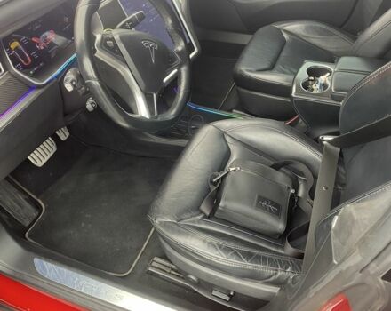 Червоний Тесла Модель С, об'ємом двигуна 0 л та пробігом 159 тис. км за 14999 $, фото 6 на Automoto.ua