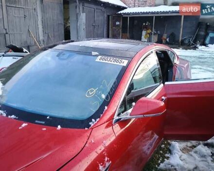 Красный Тесла Модель С, объемом двигателя 0 л и пробегом 237 тыс. км за 13500 $, фото 21 на Automoto.ua