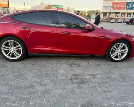 Красный Тесла Модель С, объемом двигателя 0 л и пробегом 225 тыс. км за 18500 $, фото 6 на Automoto.ua