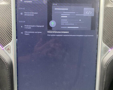 Красный Тесла Модель С, объемом двигателя 0 л и пробегом 159 тыс. км за 16200 $, фото 9 на Automoto.ua