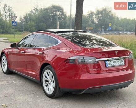 Красный Тесла Модель С, объемом двигателя 0 л и пробегом 201 тыс. км за 15800 $, фото 7 на Automoto.ua