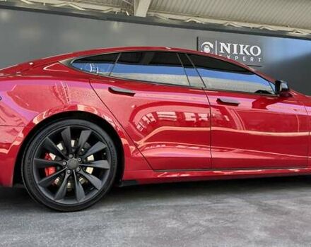 Красный Тесла Модель С, объемом двигателя 0 л и пробегом 234 тыс. км за 16300 $, фото 21 на Automoto.ua