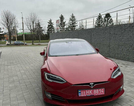 Красный Тесла Модель С, объемом двигателя 0 л и пробегом 227 тыс. км за 14300 $, фото 4 на Automoto.ua