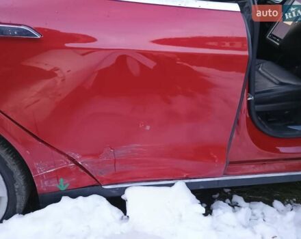 Красный Тесла Модель С, объемом двигателя 0 л и пробегом 237 тыс. км за 13500 $, фото 20 на Automoto.ua