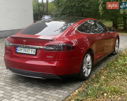 Красный Тесла Модель С, объемом двигателя 0 л и пробегом 159 тыс. км за 16200 $, фото 6 на Automoto.ua