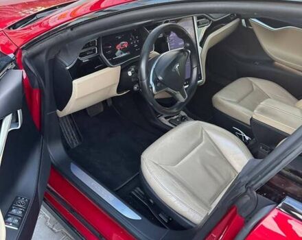 Красный Тесла Модель С, объемом двигателя 0 л и пробегом 225 тыс. км за 18500 $, фото 9 на Automoto.ua