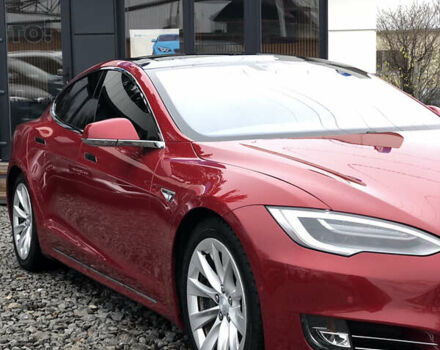 Червоний Тесла Модель С, об'ємом двигуна 0 л та пробігом 160 тис. км за 16900 $, фото 5 на Automoto.ua