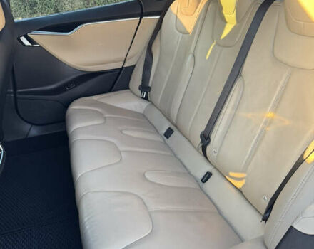 Красный Тесла Модель С, объемом двигателя 0 л и пробегом 91 тыс. км за 17000 $, фото 21 на Automoto.ua