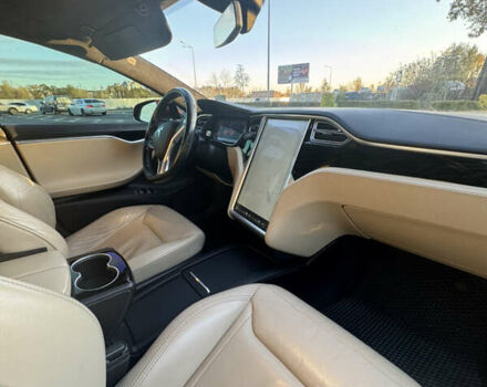 Красный Тесла Модель С, объемом двигателя 0 л и пробегом 91 тыс. км за 17000 $, фото 28 на Automoto.ua