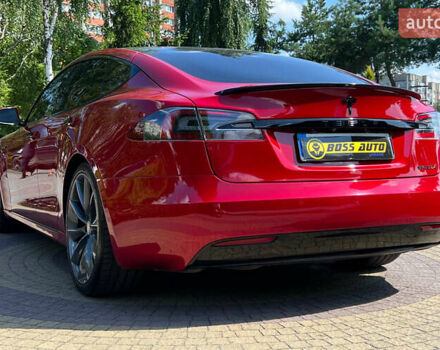 Красный Тесла Модель С, объемом двигателя 0 л и пробегом 68 тыс. км за 23700 $, фото 4 на Automoto.ua