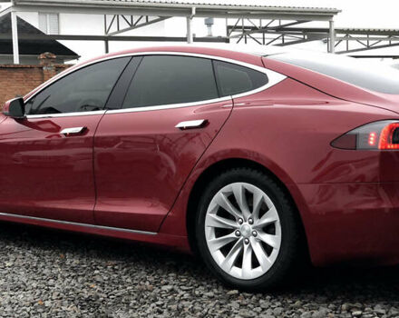 Червоний Тесла Модель С, об'ємом двигуна 0 л та пробігом 160 тис. км за 16900 $, фото 8 на Automoto.ua