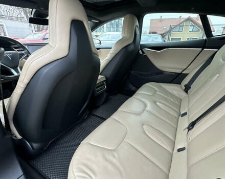 Красный Тесла Модель С, объемом двигателя 0 л и пробегом 198 тыс. км за 16500 $, фото 26 на Automoto.ua