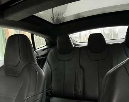 Красный Тесла Модель С, объемом двигателя 0 л и пробегом 227 тыс. км за 14300 $, фото 17 на Automoto.ua