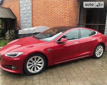 Красный Тесла Модель С, объемом двигателя 0 л и пробегом 130 тыс. км за 28999 $, фото 5 на Automoto.ua