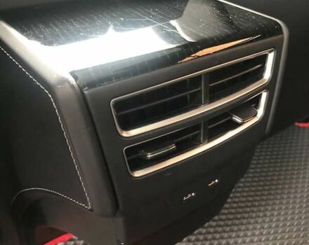 Красный Тесла Модель С, объемом двигателя 0 л и пробегом 130 тыс. км за 28999 $, фото 36 на Automoto.ua